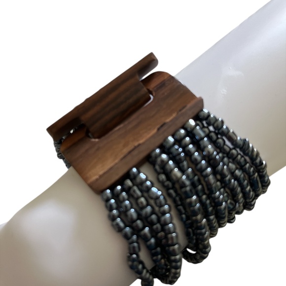Hematite-Like Beaded Wooden Clasp Bracelet - Picture 2 of 3
